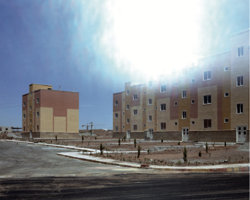 Hannah-Darabi-sans-titre-série-Waiting-Grounds-2011