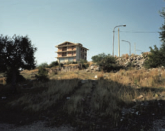 Roberto-Daddona-il-Palazzo-2014-Lattesa-galerieLWS
